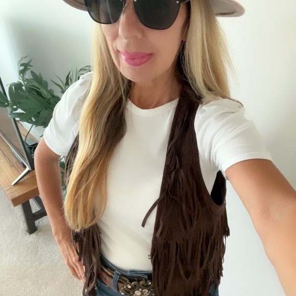 Is perfect for any o acción In perfect condition, and great material!! - Picture 3 of 3